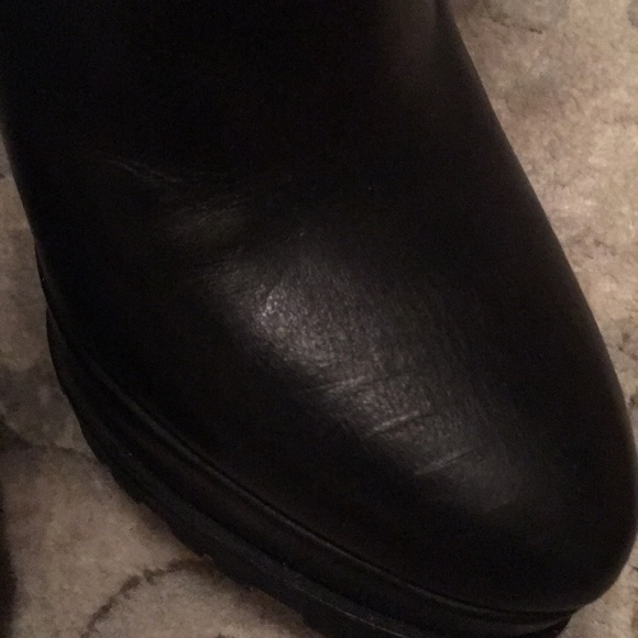 Zara Black Leather Booties - Picture 7 of 7